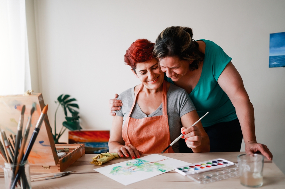 Couple Painting Together at Home ©Nuva Frames