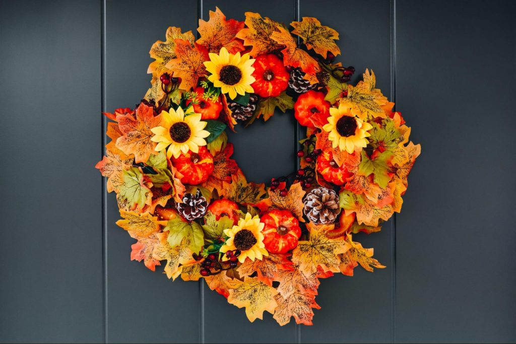 Colorful fall wreath ©nblxer